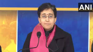 सीएम आतिशी का आरोप,दिल्ली सीएम के सरकारी आवास से मेरा सामान बाहर निकाल फेंका गया