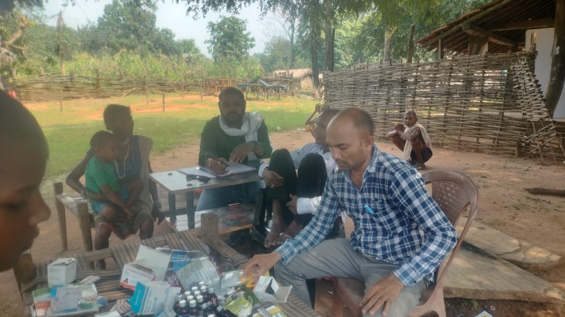 स्वस्थ नारी, सशक्त परिवार अभियान: अबूझमाड़ के कोंडे गांव में स्वास्थ्य सेवाओं की पहुंच