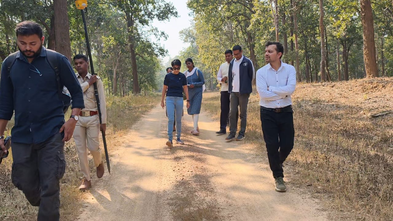 प्रशिक्षु आईएफएस अधिकारियों को मिला डीज़ीपीएस सर्वे एवं वन्यजीव प्रबंधन का व्यवहारिक प्रशिक्षण