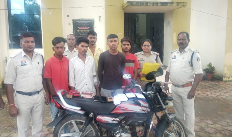 सूने घर से 01 लाख 85 हजार नगद चोरी के प्रकरण में जशपुर पुलिस की बड़ी कार्यवाही