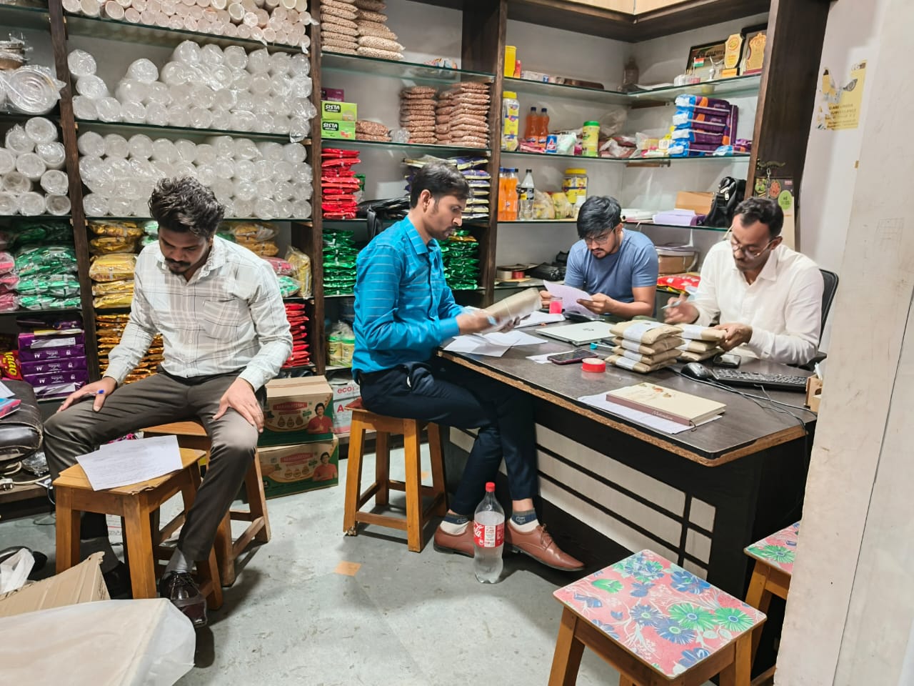  खाद्य सुरक्षा विभाग का बड़ा अभियान: विभिन्न जिलों में सघन निरीक्षण, अवमानक व भ्रामक लेबल वाले उत्पादों पर कड़ी कार्रवाई