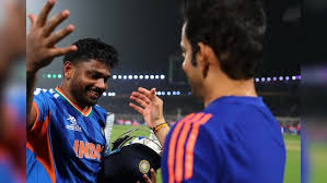 भारत के सेमीफाइनल में पहुंचने पर भावुक हुए गौतम गंभीर... संजू सैमसन को गले लगाया