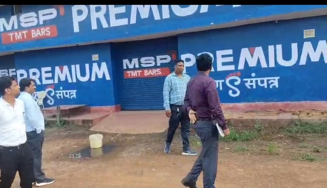 खाद कालाबाजारी व अधिक कीमत पर बेचने वालों पर की जा रही कार्यवाही
