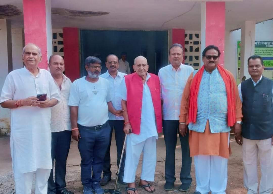 कन्हैयालाल कोठारी ने गौशाला पिंजरा पोल को 32.6 एकड़ जमीन दान में दी