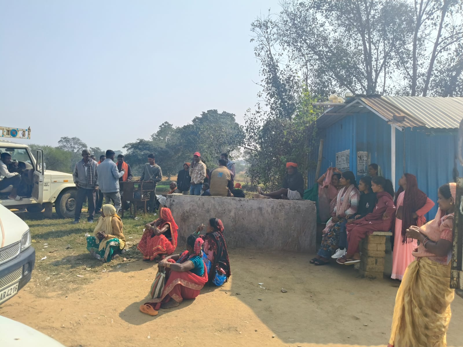 दत्तक पुत्रो को प्रशासन ने राष्ट्पति तक नहीं पहुंचने दिया,पण्डो जनजाति में आक्रोश