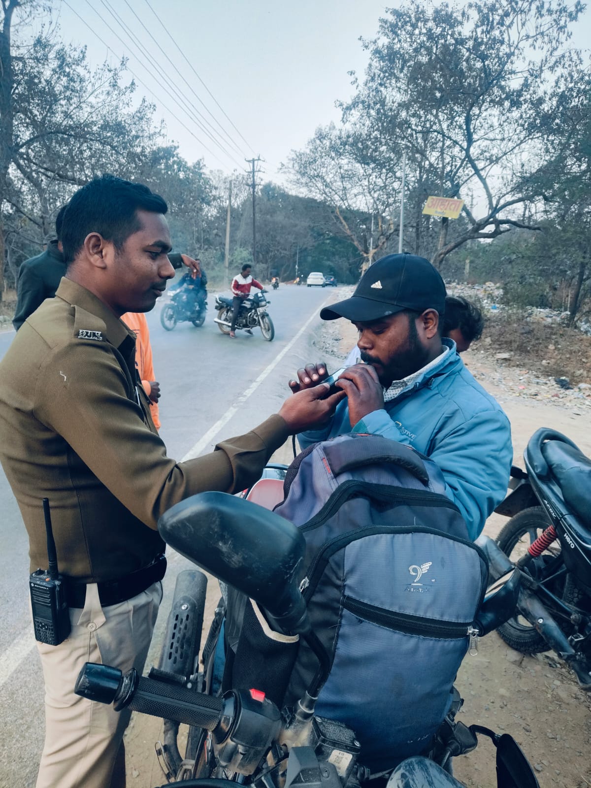  शराब पीकर वाहन चलाने वालों पर रायगढ़ पुलिस का शिकंजा, जिले में एक ही दिन 38 वाहन चालकों पर कार्रवाई