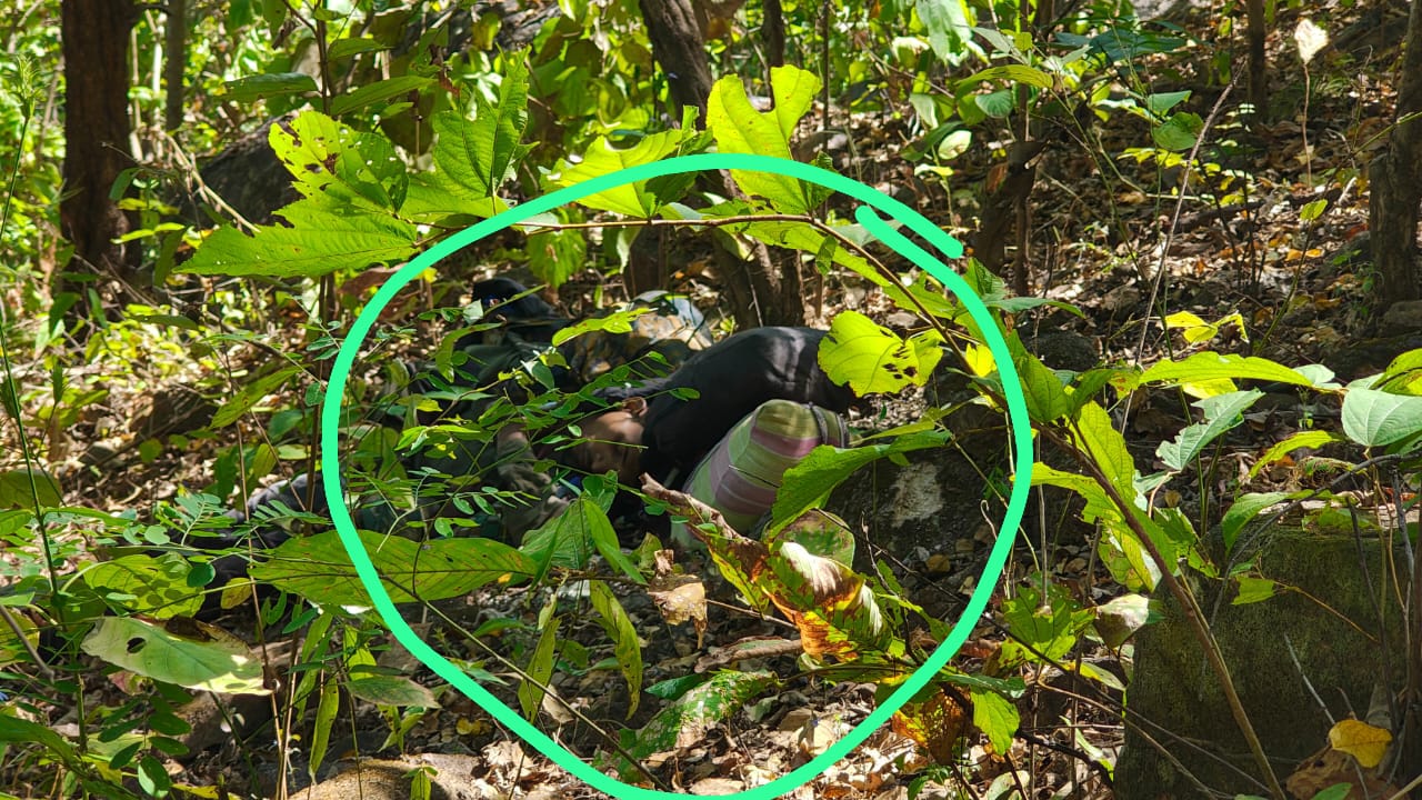 गरियाबंद जिले में नक्सलियों मुठभेड़, तीन नक्सली के मारे जाने की खबर 
