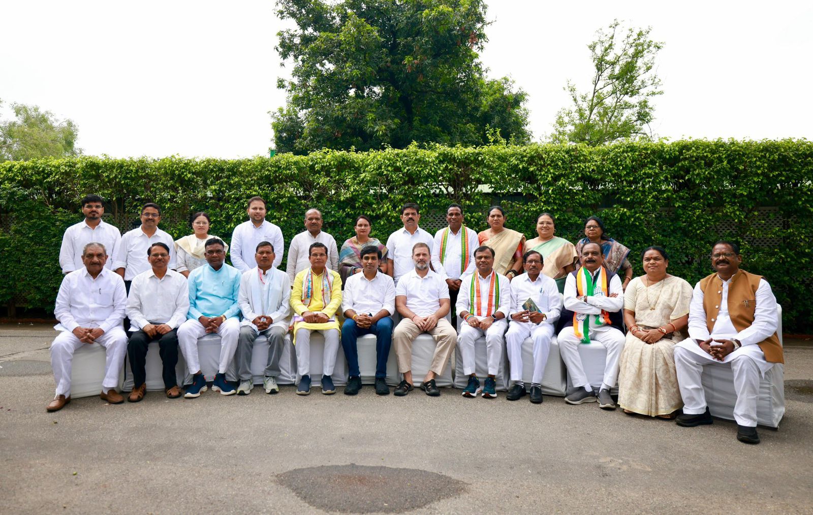 बिन्द्रानवागढ़ विधायक जनक ध्रुव दिल्ली पहुंच राहुल गांधी से की मुलाकात