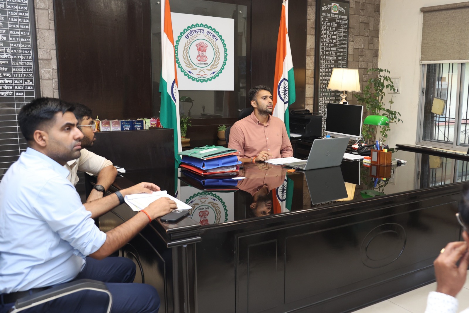 स्कूलों में गुणवत्तापूर्ण शिक्षा और उत्कृष्ट परीक्षा परिणाम सुनिश्चित करें  : कलेक्टर