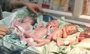 नक्सल इलाके की इस महिला ने एक साथ 4 बच्चों को दिया जन्म, डॉक्टर भी रह गए हैरान 