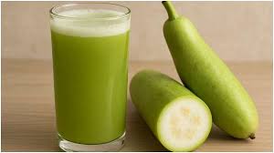 सेहत के लिए बेहद ही फायदेमंद है लौकी का जूस, आज ही डाईट में करें शामिल 