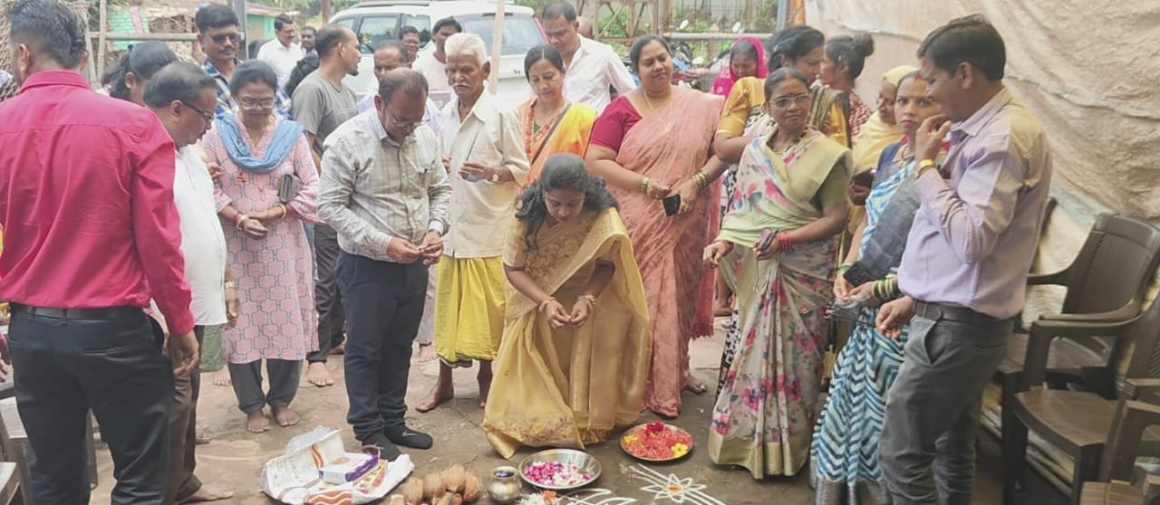 फ़ाइनोर कैम्प मंदिर में शेड निर्माण हेतु किरन्दुल नगरपालिका अध्यक्ष ने किया भूमिपूजन