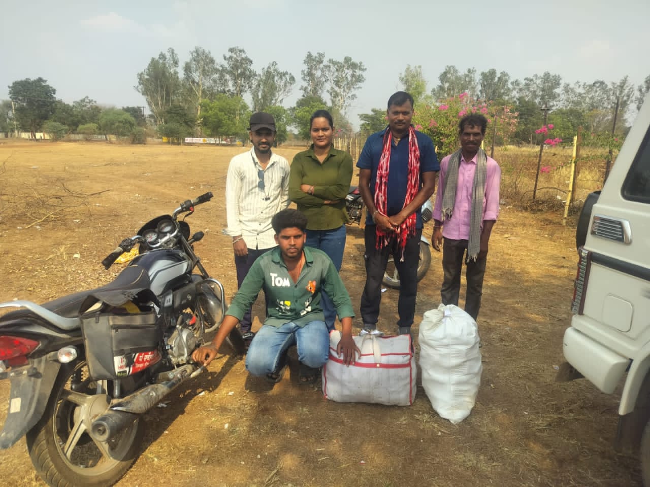 अवैध शराब के खिलाफ बड़ी कार्रवाई: 250 पाव देशी मदिरा के साथ युवक गिरफ्तार