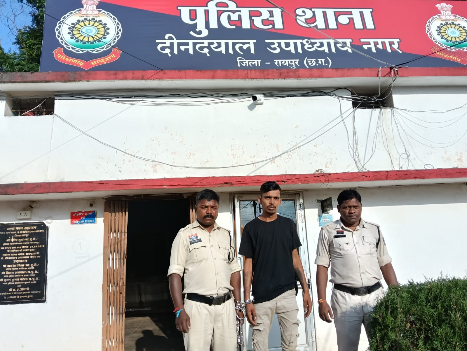 अवैध शराब बिक्री करते आरोपी आकाश छाबड़ा उर्फ केटली गिरफ्तार