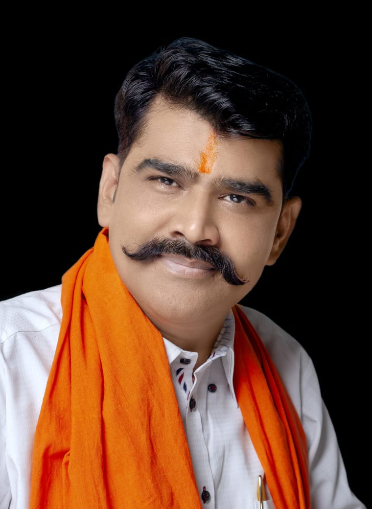 कांग्रेस में श्रमिको किसानों युवाओं की उपेक्षा - इंटक अध्यक्ष दीपक दुबे ने दिया इस्तीफा 