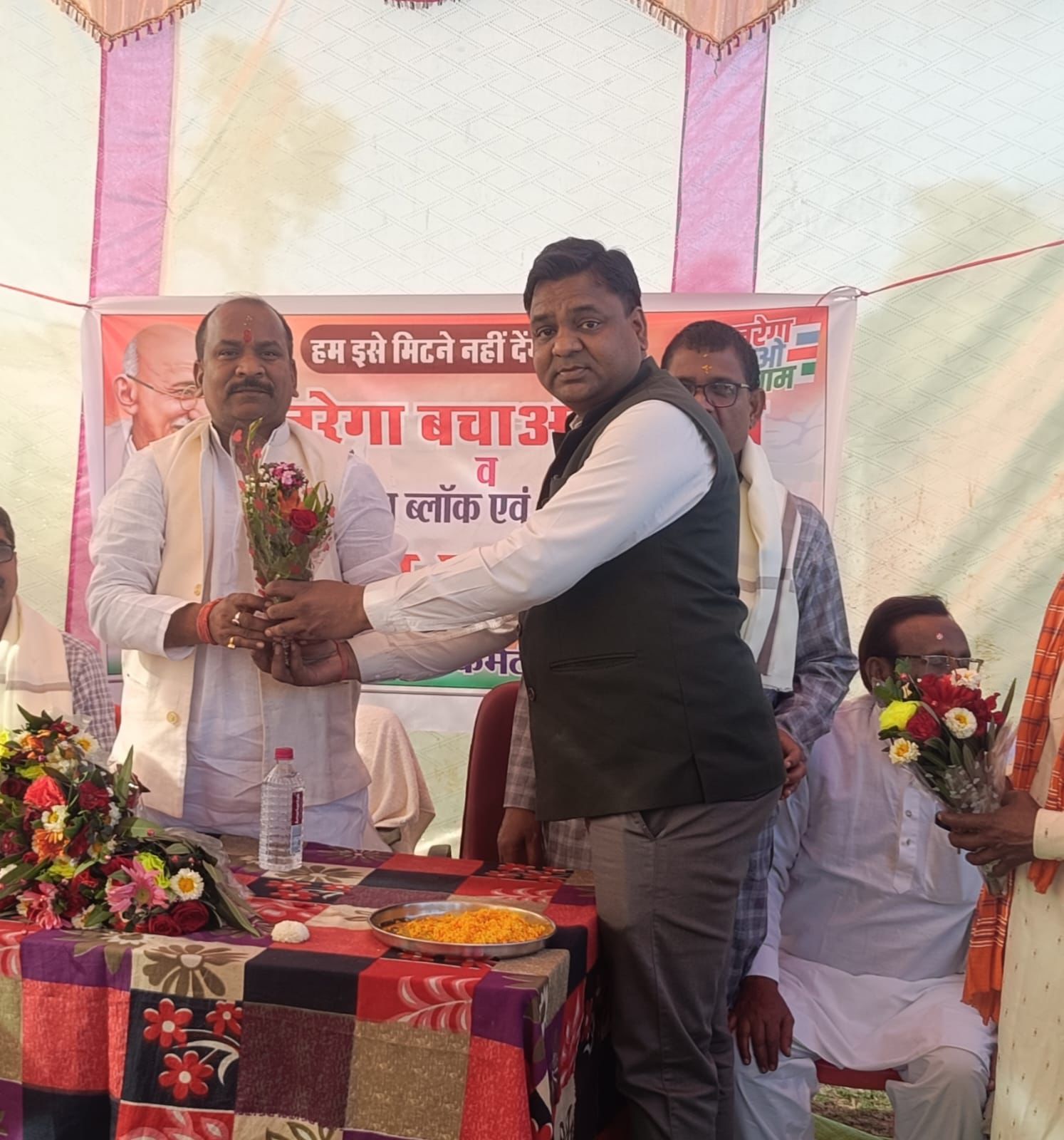 घाघरा पंचायत में कांग्रेस का शक्ति प्रदर्शन: नवनियुक्त ब्लॉक व मंडलम अध्यक्षों का हुआ भव्य स्वागत, संगठनात्मक एकता का दिखा संदेश