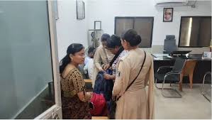 PWD सिविल इंजीनियर परीक्षा में हाईटेक नकल,दो लड़कियां गिरफ्तार 