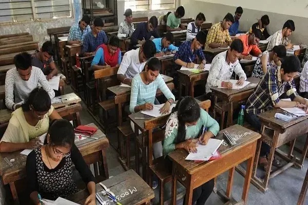 छत्तीसगढ़ माध्यमिक शिक्षा मंडल ने जारी किया D.El.Ed फर्स्ट और सेकंड ईयर का टाइम टेबल