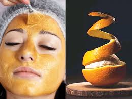 चेहरे की चमक बढ़ाने में संतरे के छिलके का क्या योगदान? एक नज़र इस ओर..