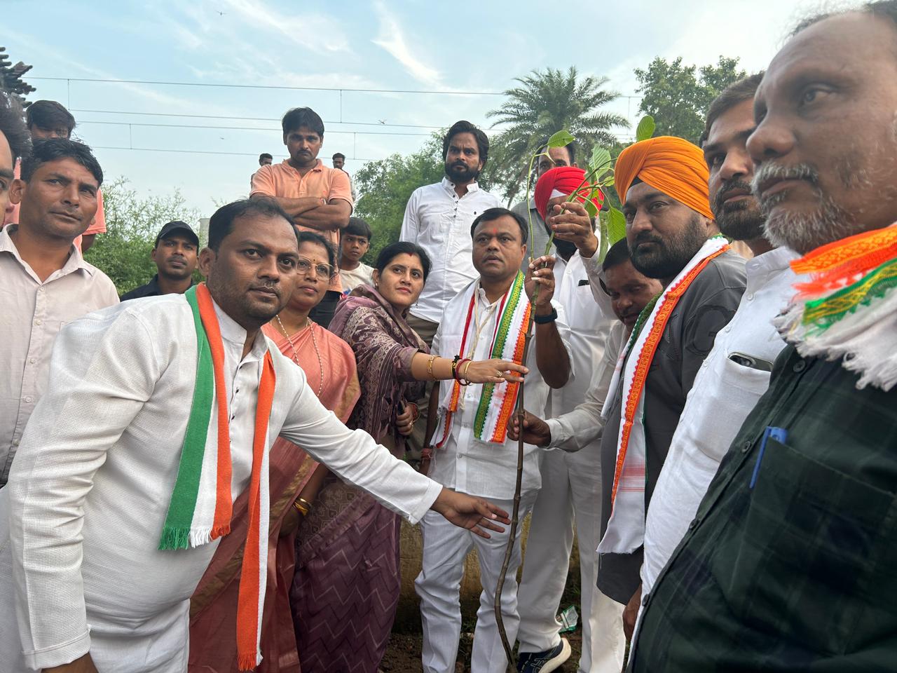 प्रदेश कांग्रेस कमेटी अध्यक्ष दीपक बैज का ढोल नगाड़े बजाकर जोरदार स्वागत:  आसिफ