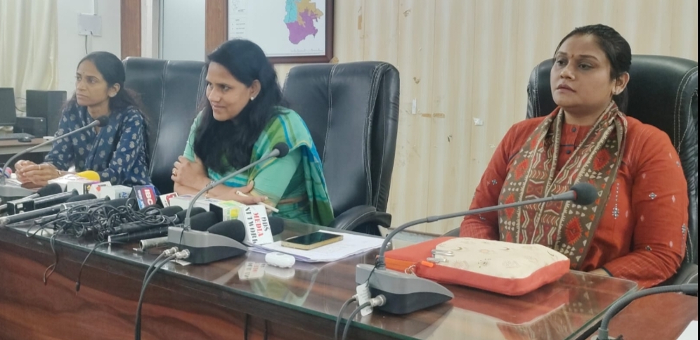 जनहित सर्वोपरि, लापरवाही बर्दाश्त नही— कलेक्टर संतन देवी जांगड़े का सख्त संदेश,शिक्षा स्वास्थ्य से अतिक्रमण प्रमुख मुद्दा
