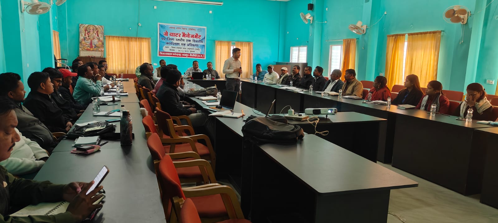 दूषित जल नियंत्रण के लिए जिला स्तर हुआ मैजिक पिट, सिल्ट चेंबर और लीच पिट पर दी गई विस्तृत जानकारी
