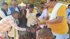 कांकेर में धर्मान्तरित लोगों की वापसी,समाज प्रमुखों ने किया स्वागत…