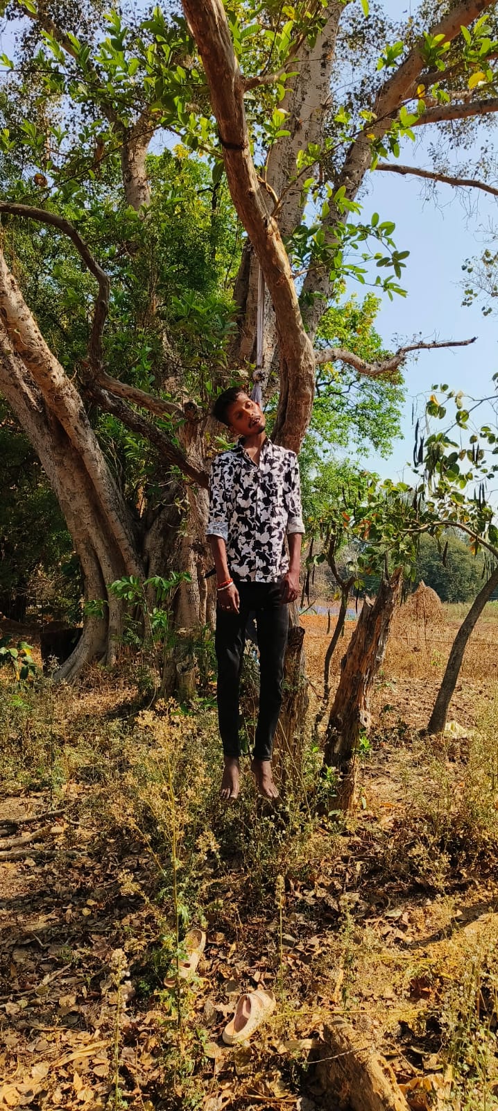 युवक ने अज्ञात कारणों से फांसी लगाकर की खुदकुशी 