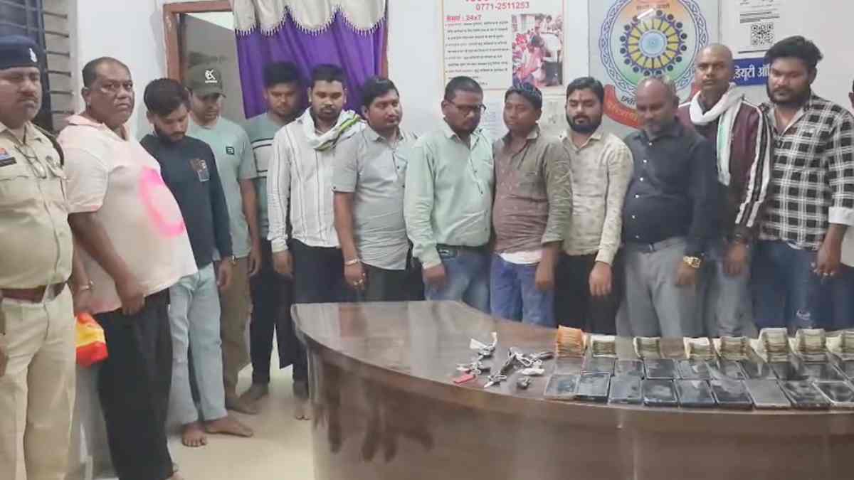 जुए पर पुलिस का बड़ा एक्शन : रिसॉर्ट में मारा छापा, 16 जुआरी गिरफ्तार
