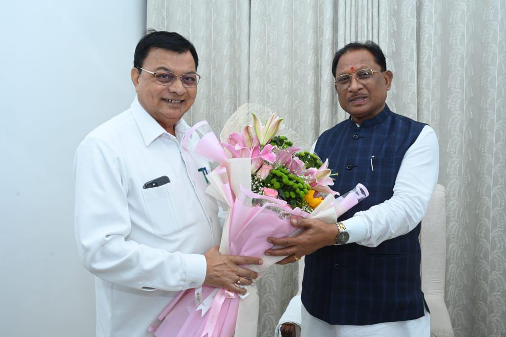  मंत्री देवांगन के प्रस्ताव पर मुख्यमंत्री साय ने 21 कार्यों के लिए 3 करोड़ की दी स्वीकृति