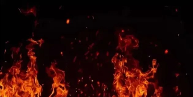 जांजगीर-चांपा : इलेक्ट्रॉनिक दुकान में लगी आग, संचालक का बेटा जिंदा जला