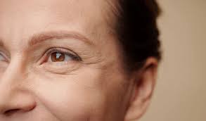 झुर्रियों से हैं परेशान तो अपनाएं ये असरदार टिप्स 