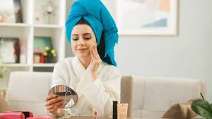  Working Women अपनी स्कीन का ऐसे रखे ध्यान,जानें आसान ब्यूटी टिप्स