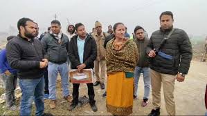 संभल में सालों बाद मिला तीन परिवारों को अपनी जमीन पर कब्जा