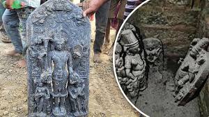 बांग्लादेश में धरती के नीचे से निकली भगवान विष्णु की 27 किलो की मूर्ति