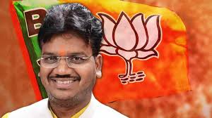 मिल्कीपुर उपचुनाव : कौन हैं चंद्रभान पासवान? जिन पर BJP ने जताया भरोसा