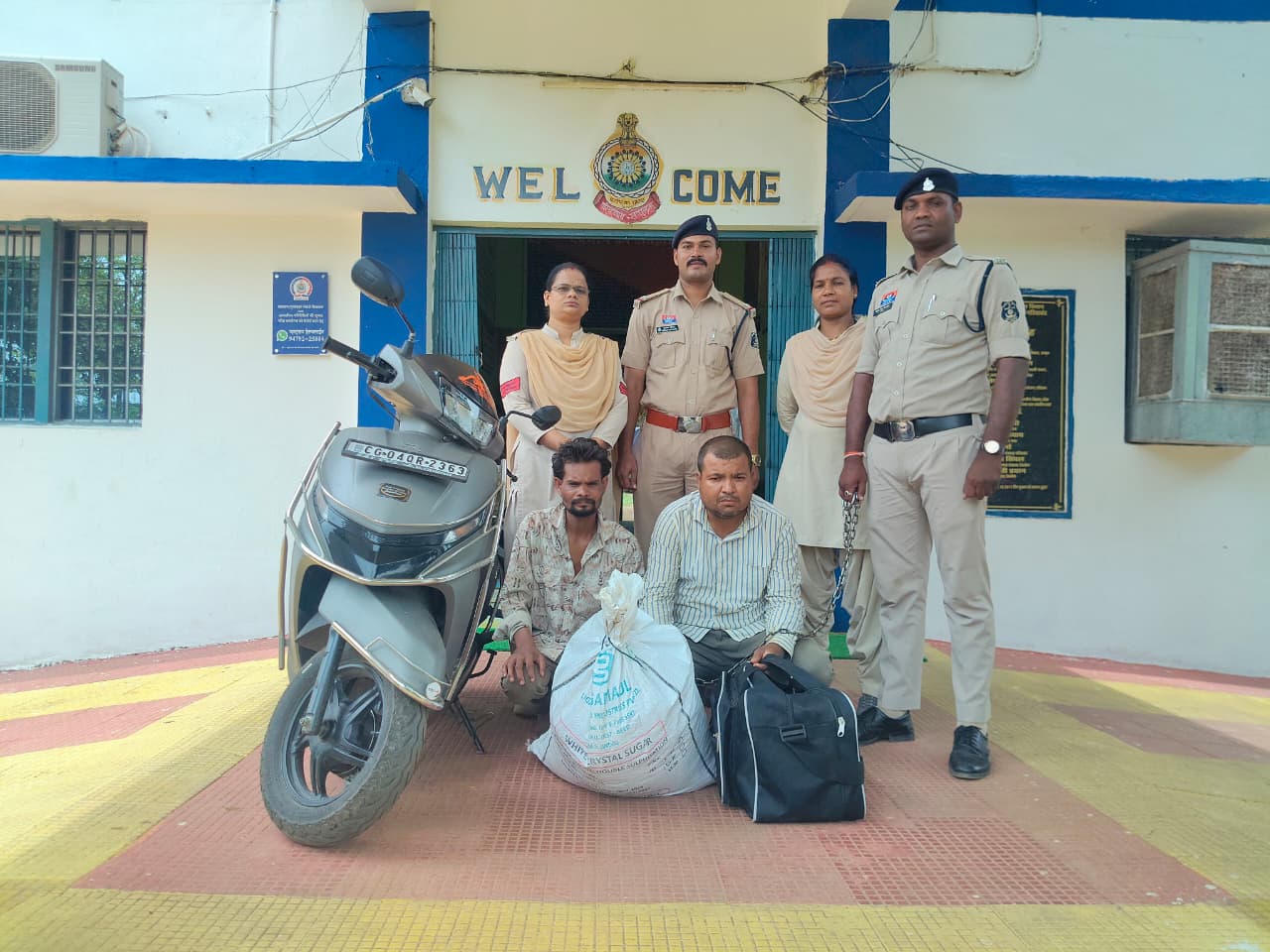 देवभोग पुलिस ने 30 किलो गांजा किया जब्त, 15 लाख की खेप के साथ 2 तस्कर गिरफ्तार