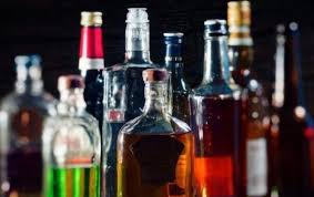 अवैध शराब बिक्री और नकली होलोग्राम के बड़े रैकेट का पर्दाफाश,ढाबा संचालक और प्रिंटर्स मालिक गिरफ्तार 