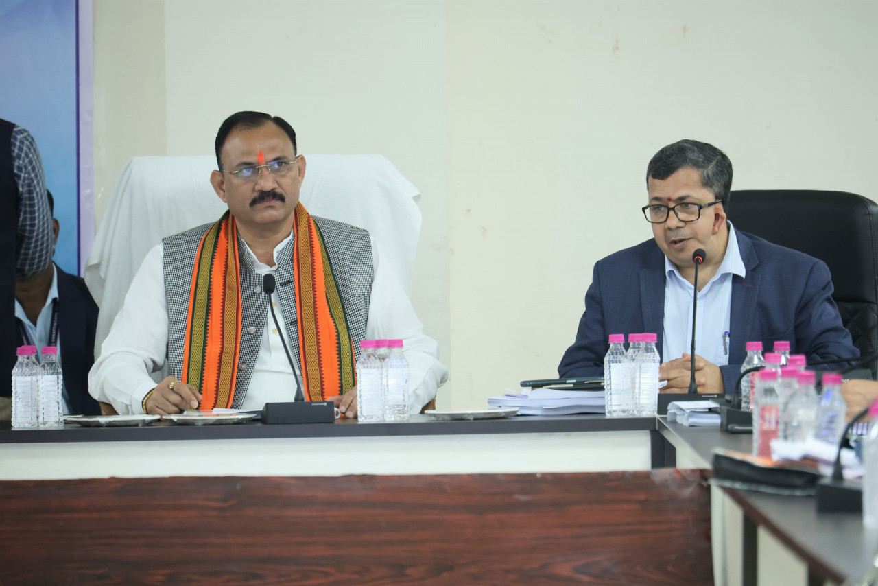 श्याम बिहारी जायसवाल ने स्वास्थ्य सेवाओं को मिशन मोड में सुदृढ़ करने के दिए निर्देश