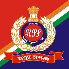 RPF के पास आया मैसेज…  दुर्ग के पास क्रेटा टकराई मालगाड़ी से
