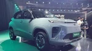 पंच ईवी फेसलिफ्ट भारतीय बाजार में लॉन्च हुई,जानें कैसे हैं फीचर्स

