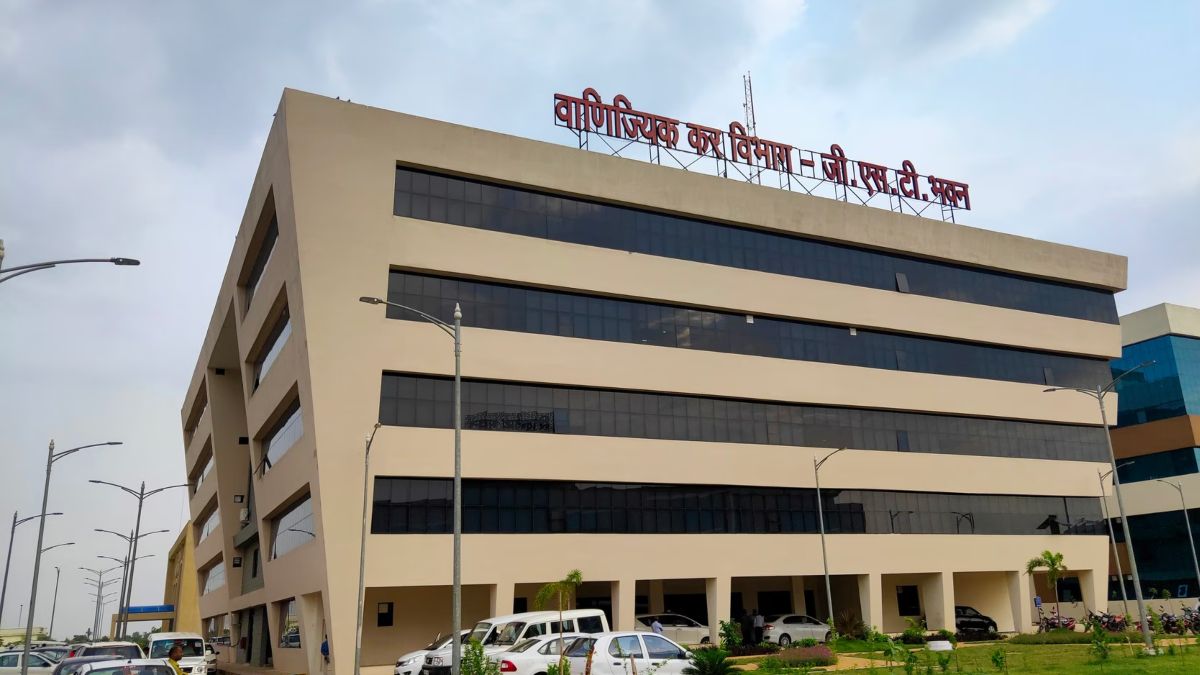 GST विभाग में बड़ा प्रमोशन: शारदा मिश्रा बनीं डिप्टी कमिश्नर