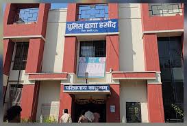 हसौद थाने से चौंकाने वाला मामला :  पुलिसकर्मियों ने 70 लीटर पानी को बताया शराब, मांगी एक लाख की रिश्वत