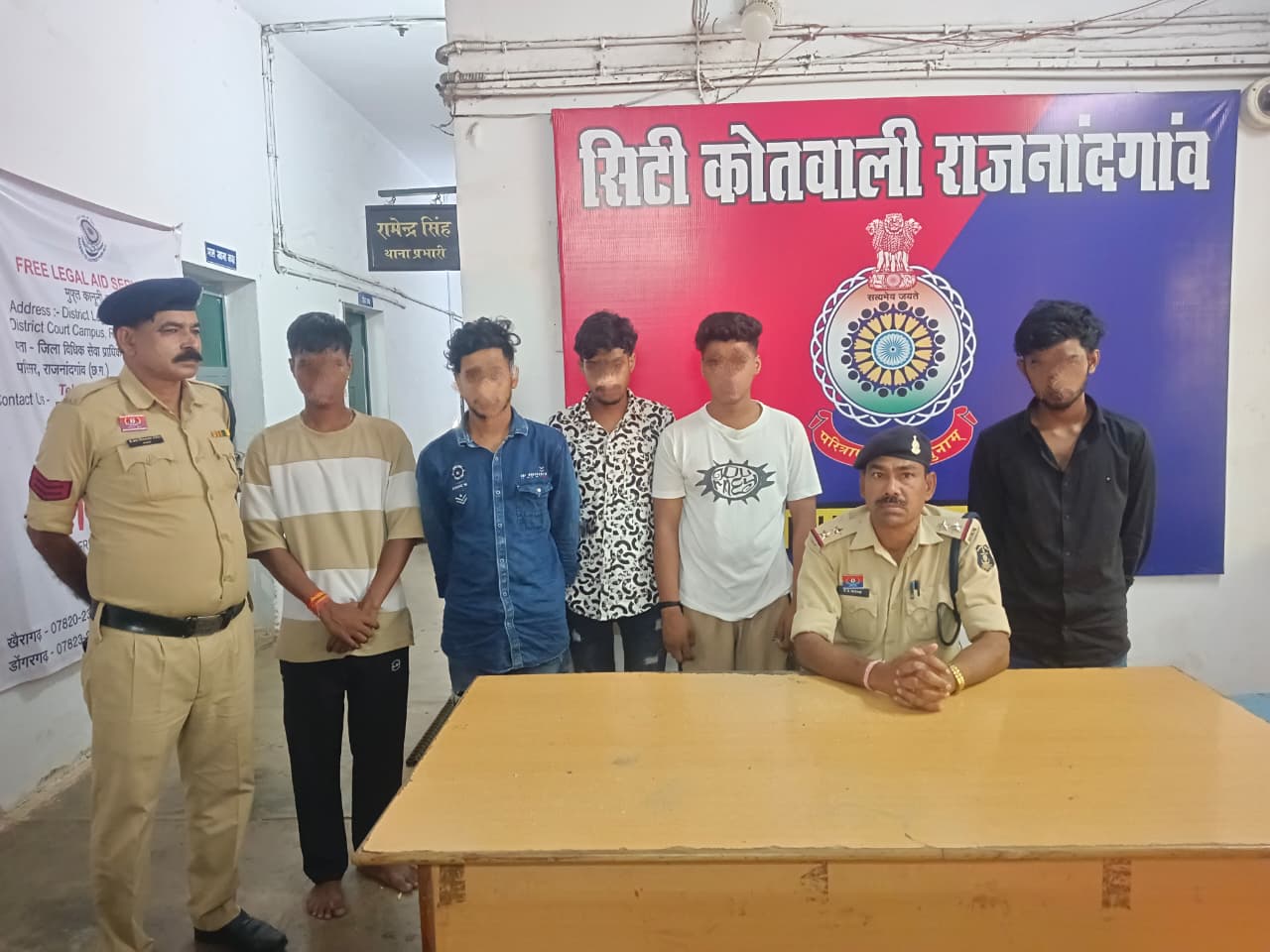 गणेश पंडाल के पास चाकूबाजी की घटना,5 आरोपी व 1 नाबालिग गिरफ्तार 