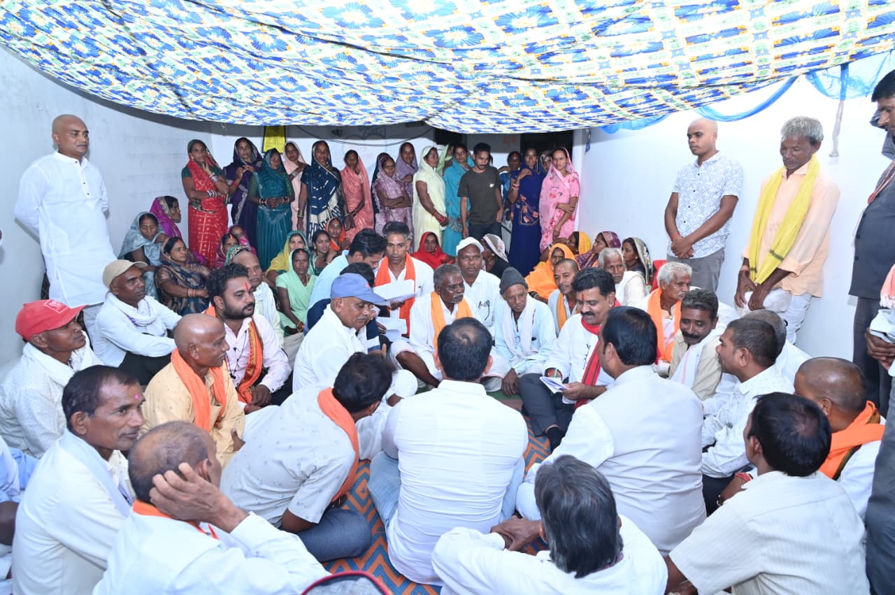 उपमुख्यमंत्री विजय शर्मा चरडोंगरी, खड़ौदा खुर्द एवं रघ्घुपारा में आयोजित विभिन्न कार्यक्रमों में हुए शामिल