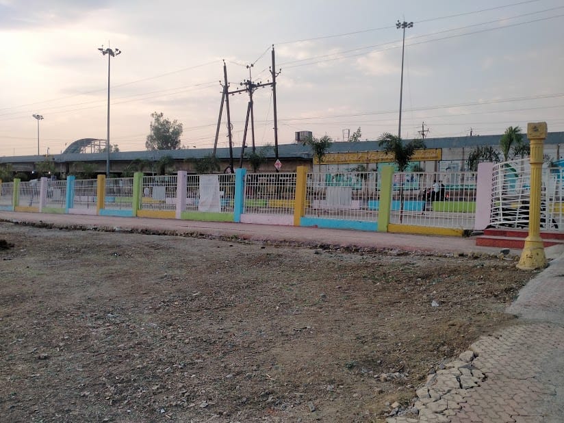 शिवाजी पार्क का कब होगा उद्धार ? किसके ईशारे पर हटाए गए ठेले-खोमचे  :  अंकित गढ़वाल