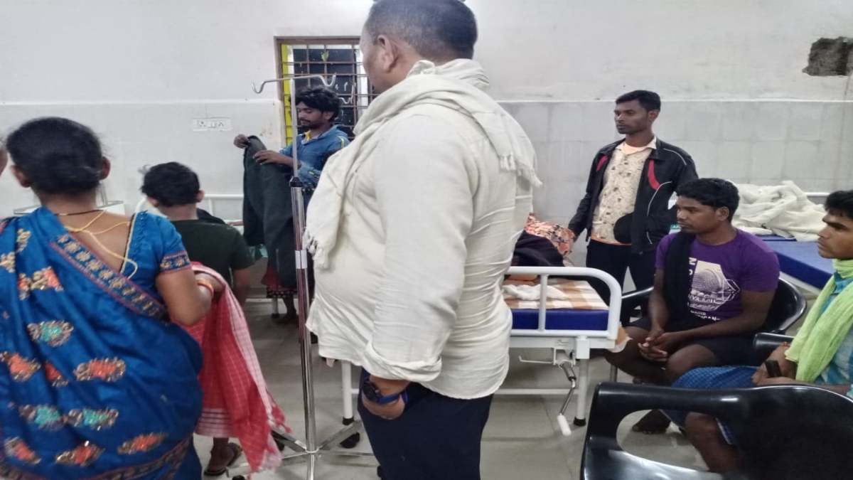 आश्रम में अज्ञात बीमारी से एक बच्ची की मौत, आधा दर्जन से अधिक बच्चियां अस्पताल में भर्ती, स्वास्थ्य विभाग में मचा हड़कंप