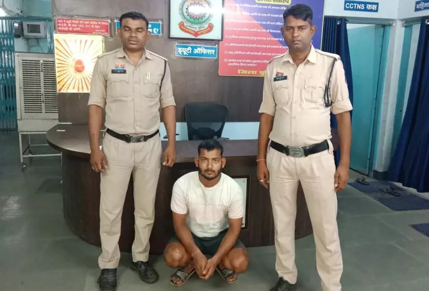 महिला से छेड़खानी और मारपीट करने वाला आरोपी गिरफ्तार 