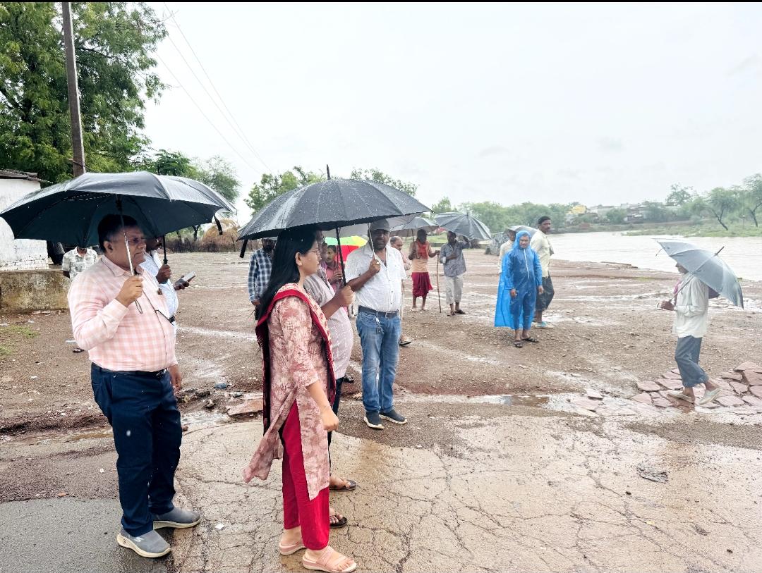 कलेक्टर के निर्देश पर राजस्व एवं आपदा प्रबंधन विभाग की व्यापक तैयारियां पूरी, नागरिकों से सतर्क रहने की अपील