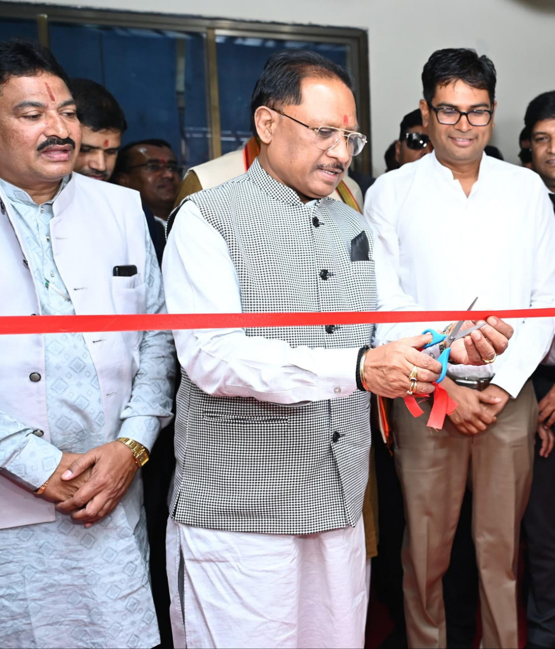 मुख्यमंत्री साय ने रावतपुरा सरकार इंस्टीट्यूट ऑफ मेडिकल साइंसेस के नवीन भवन का किया लोकार्पण